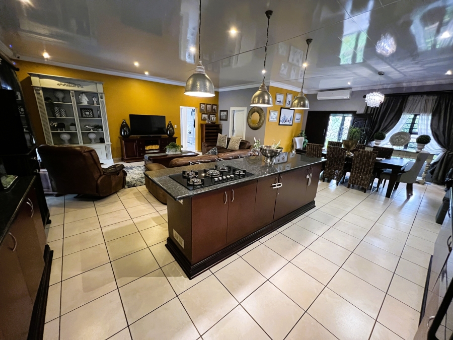 3 Bedroom Property for Sale in Wilkoppies North West